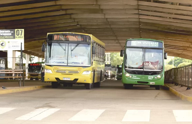 Choferes del interior siguen con el reclamo salarial