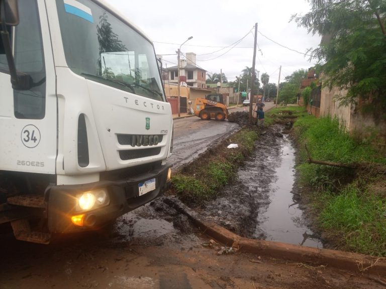 TRABAJOS EN EL BARRIO DE VILLA TACUARA