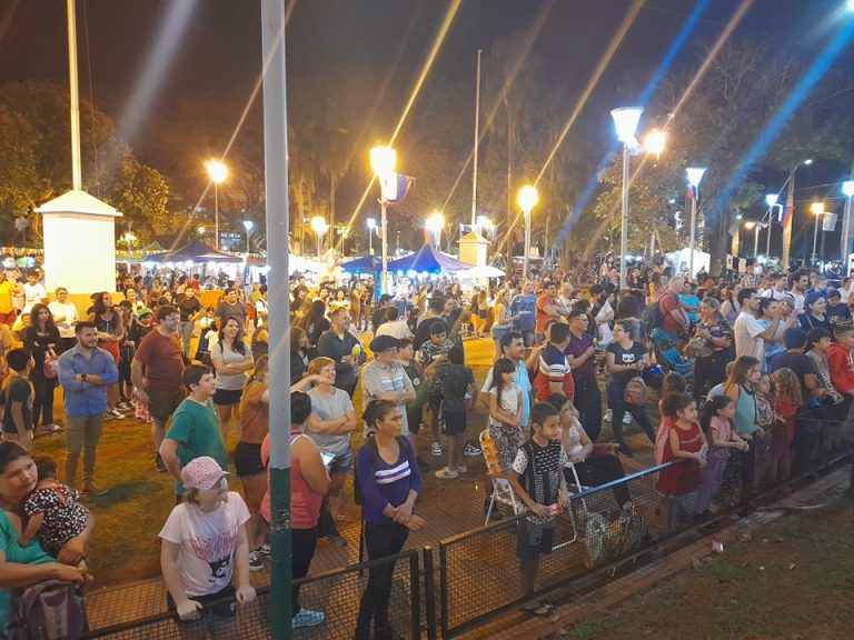 EXITOSO FIN DE SEMANA EN LA PLAZA SAN MARTÍN
