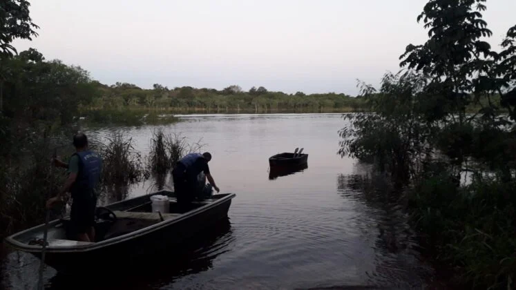 Cayó de una canoa y murió ahogado en Puerto Libertad Cayó de una canoa y murió ahogado en Puerto Libertad