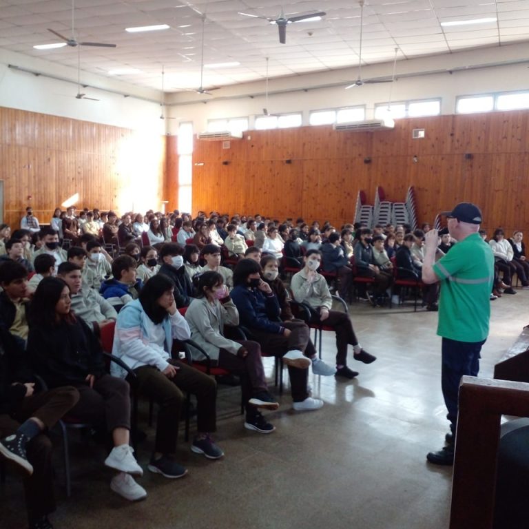 CONTINUAMOS CON LAS CHARLAS DE CONCIENTIZACIÓN