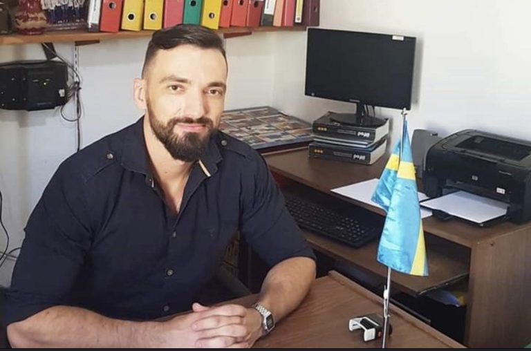 Logro de la comunidad LGBTIQ+ de Misiones: docente echado por ser homosexual será indemnizado por discriminación