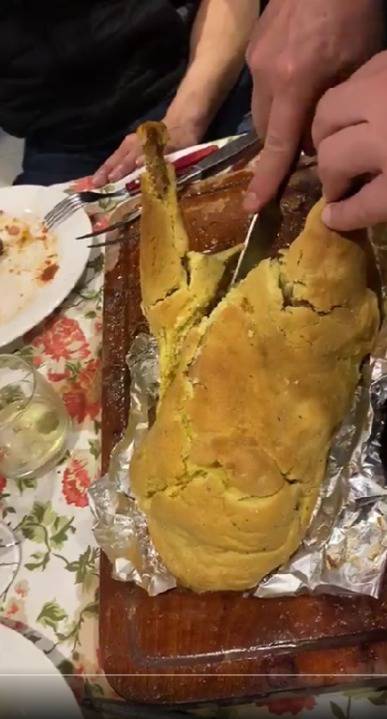 Revuelo en redes por el “Chipollo”: ¿Genialidad o aberración gastronómica?