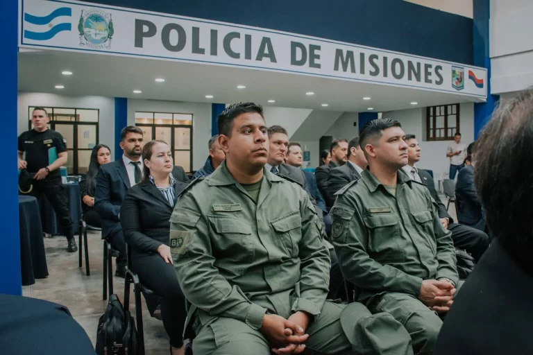Fuerzas de seguridad de Misiones se capacitan en delitos complejos con el personal de la Policía de Pensilvania