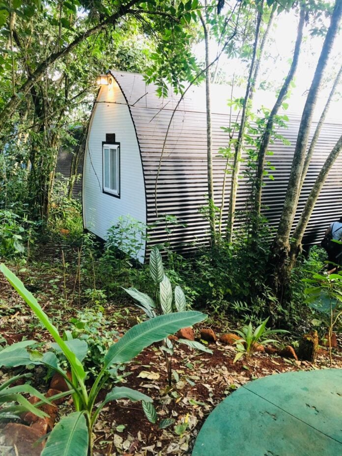 Dos millonarias inversiones que apuestan al turismo sustentable, a punto de inaugurarse en Puerto Iguazú: Glamping Selva Iguazú y El Mercado de la Selva Dos millonarias inversiones que apuestan al turismo sustentable, a punto de inaugurarse en Puerto Iguazú: Glamping Selva Iguazú y El Mercado de la Selva