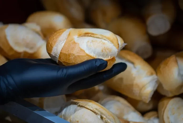 Gracias a la gestión de la Provincia, el kilo de pan se mantiene a $550