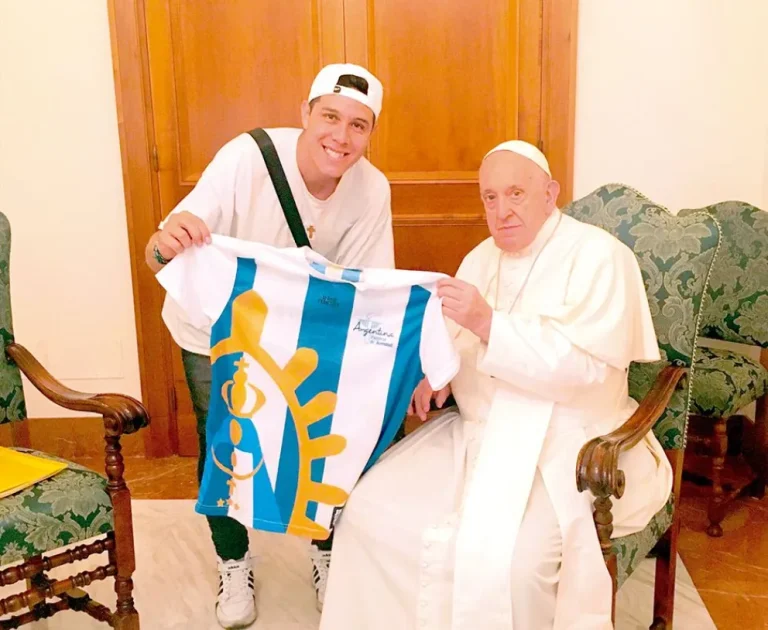 Sampedrino conquistó al papa Francisco con su rap cristiano