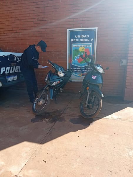 Patrullajes estratégicos en el barrio Santa Rosa permitieron recuperar dos motocicletas robadas