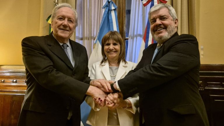 Riera se suma a la “oficina antiterrorista” que Bullrich quiere instalar en la Triple Frontera