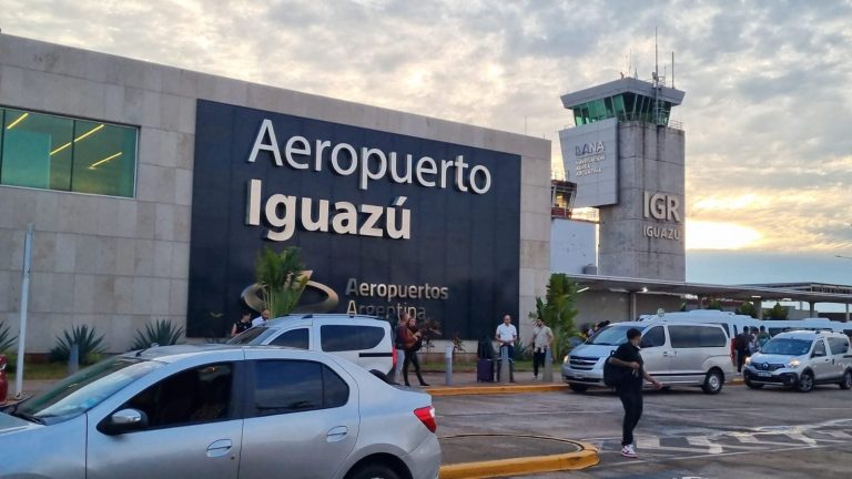Falsa alarma obligó a desalojar el Aeropuerto de Iguazú y activar el protocolo antibombas
