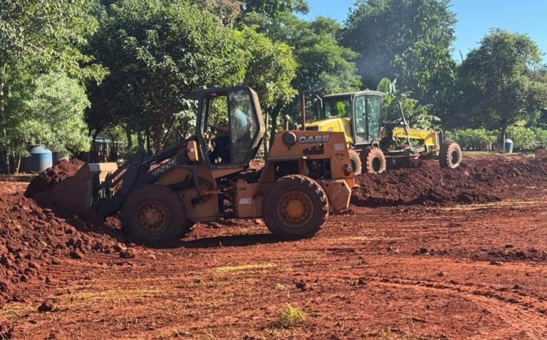 IGUAZÚ: CONTINÚAN LAS OBRAS PÚBLICAS EN DIFERENTES BARRIOS