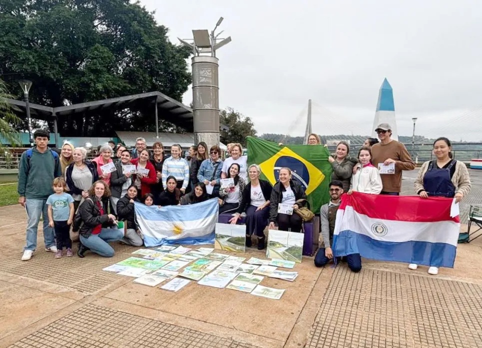 IGUAZÚ: 1° EDICIÓN DEL “PLEIN AIRE INTERNACIONAL” A TODO COLOR EN EL HITO DE LAS TRES FRONTERAS