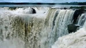 IGUAZÚ: REABRIERON EL CIRCUITO “GARGANTA DEL DIABLO” EN CATARATAS