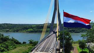Cambios en el Puente de la Integración: Habilitan autos y ajustan horario de camiones